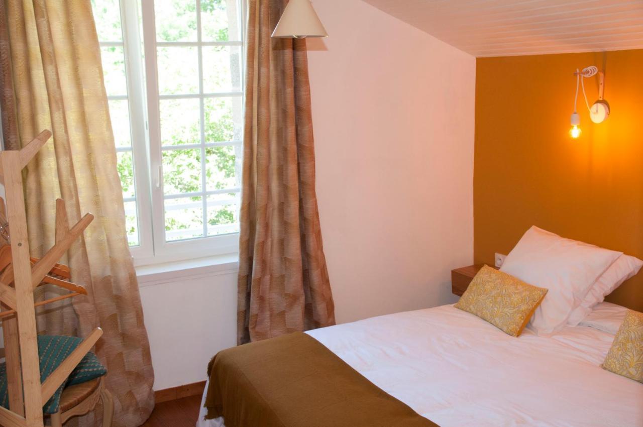 La Maison Des Tilleuls Saint-Germain-Sur-Seves Экстерьер фото