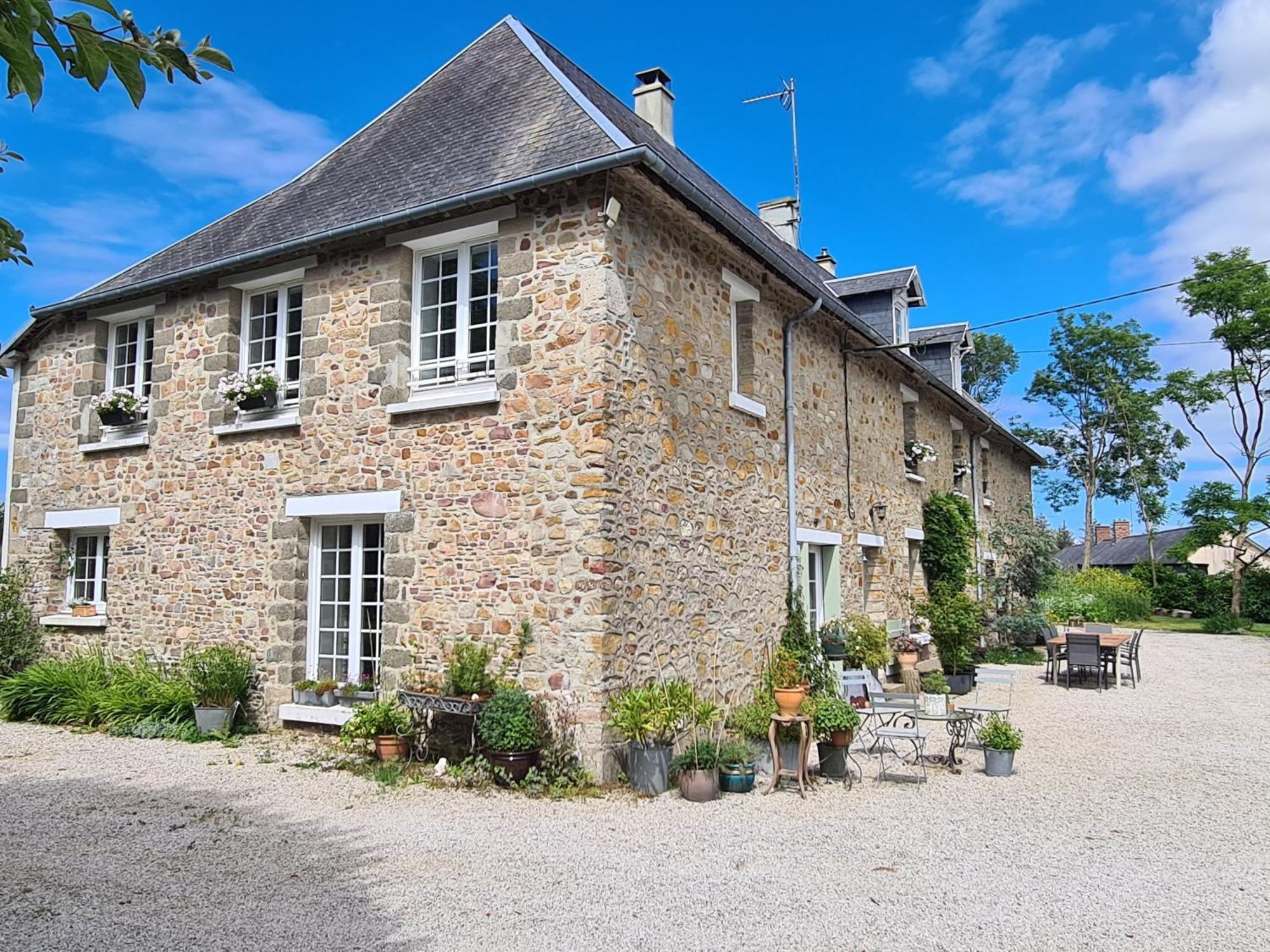 La Maison Des Tilleuls Saint-Germain-Sur-Seves Экстерьер фото